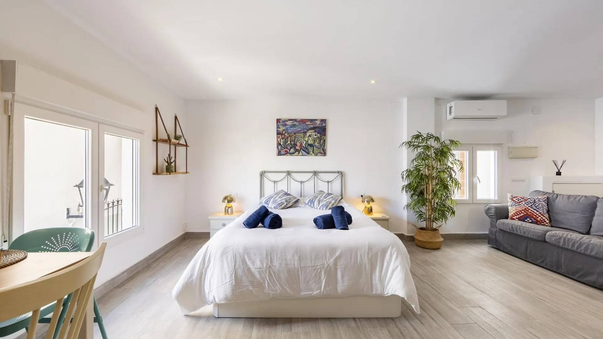 Almeriasuite Serenity Home 모야카